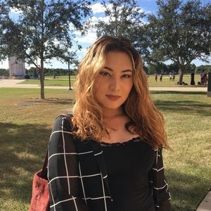 Meet your Posher, Jasmine